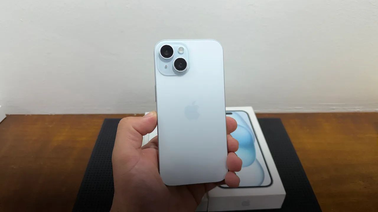 Iphone 15 128GB Azul - semi novo - Celulares e Smartphones - Santa