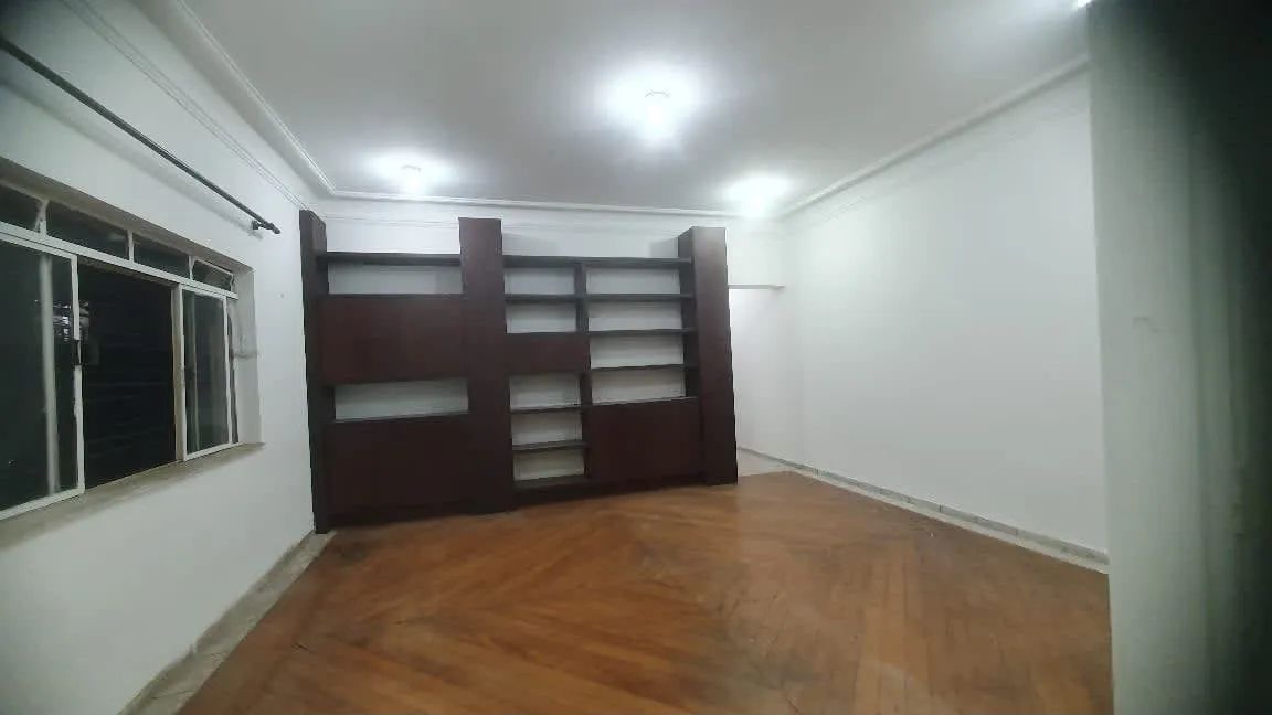 Casa comercial na Rua Vitorino Carmilo, 782  280 m² - Foto 2