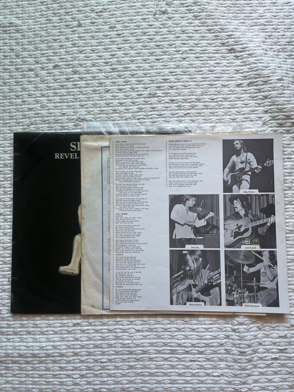 Vinil LP Spriguns - Revel weird and wild  - Foto 2