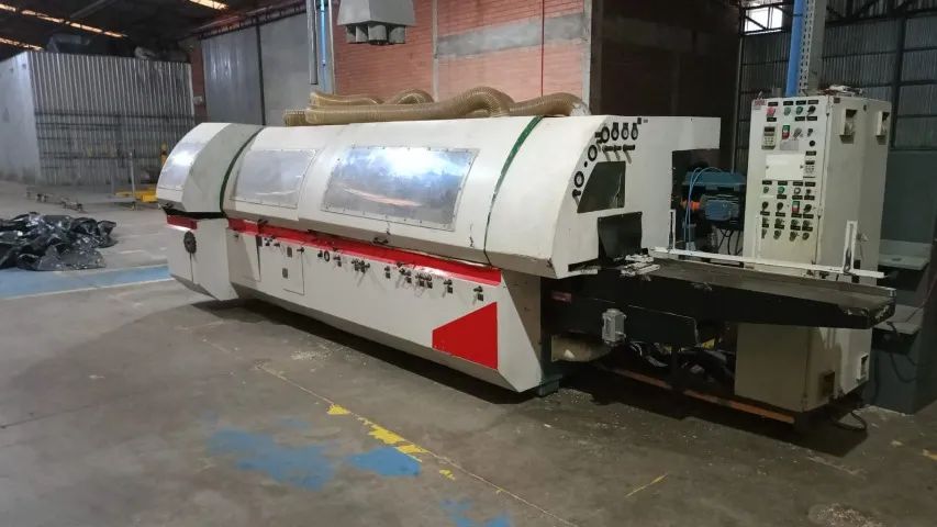 Plaina Moldureira OMIL PMO-240 Com 8 Eixos - Ano 2004