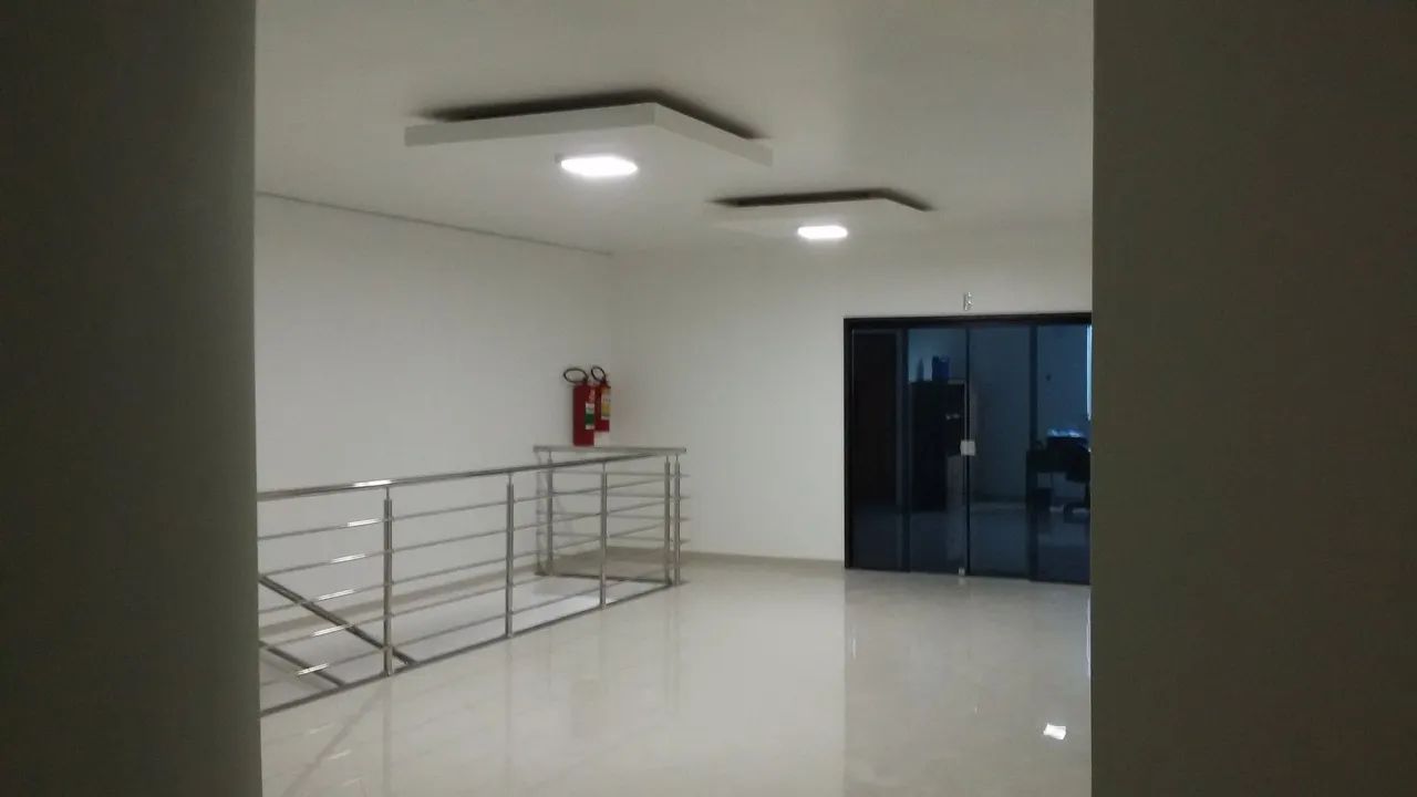 Prédio Comercial de esquina Av Carlos Gomes  - Foto 4