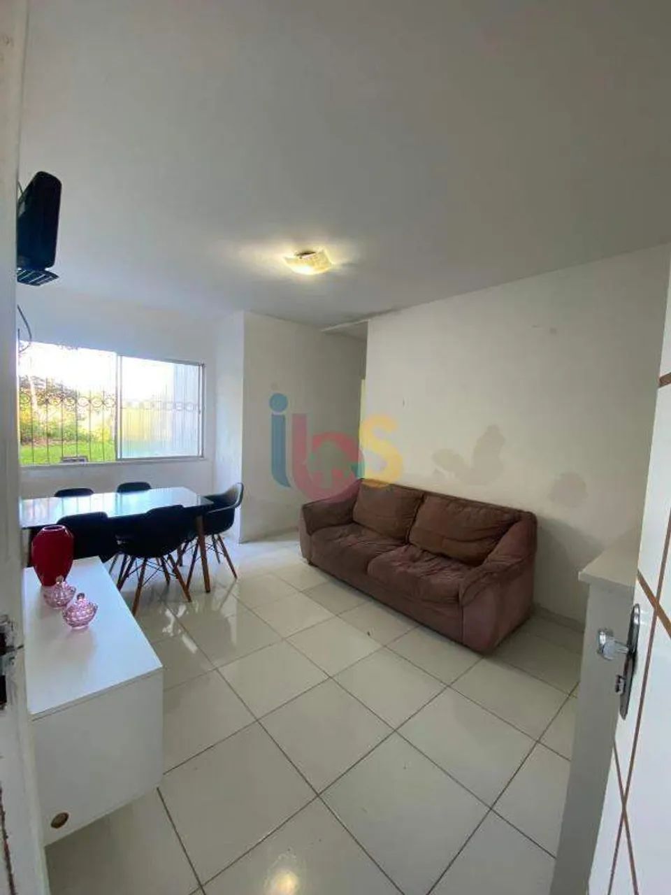 VENDO APARTAMENTO COM 03 QUARTOS