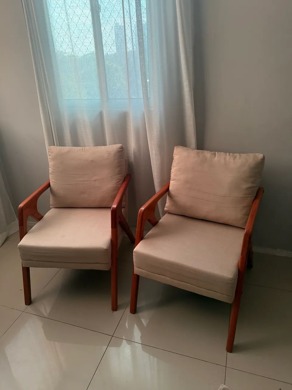 2 POLTRONAS