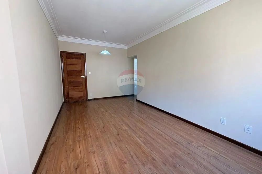 Apartamento Reformado com 3 Quartos no Fradinhos  Vitória - Foto 4