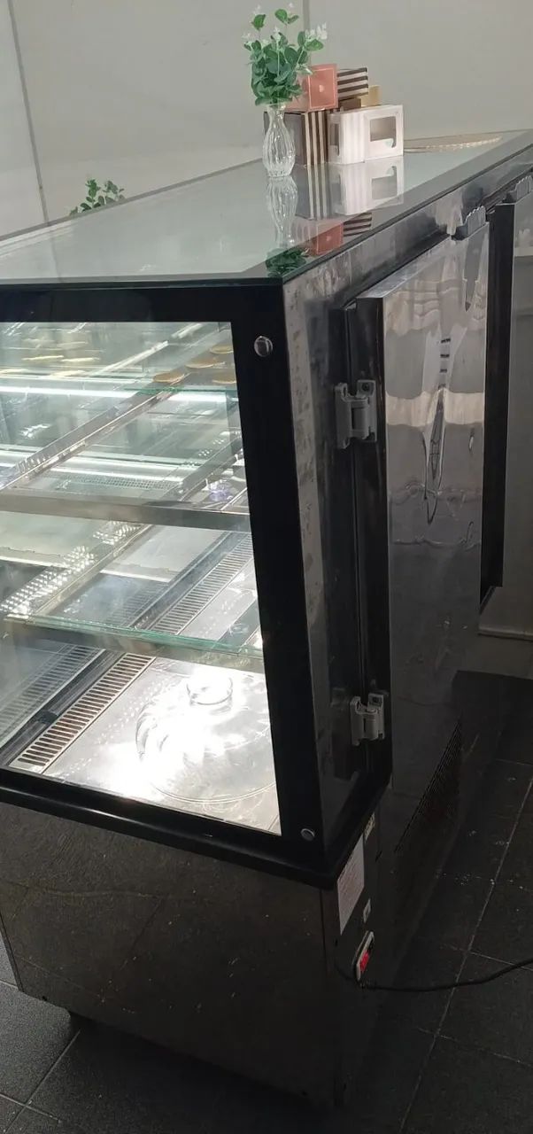 Vitrine Refrigerada Frilux 220V - Foto 4