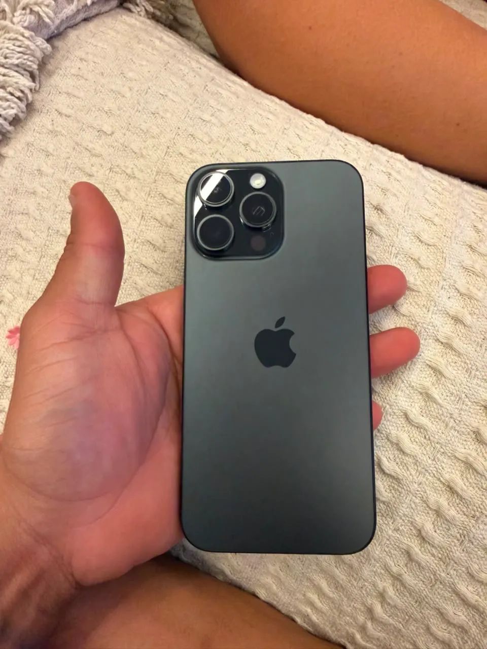 iPhone 16 pro max  - Foto 3