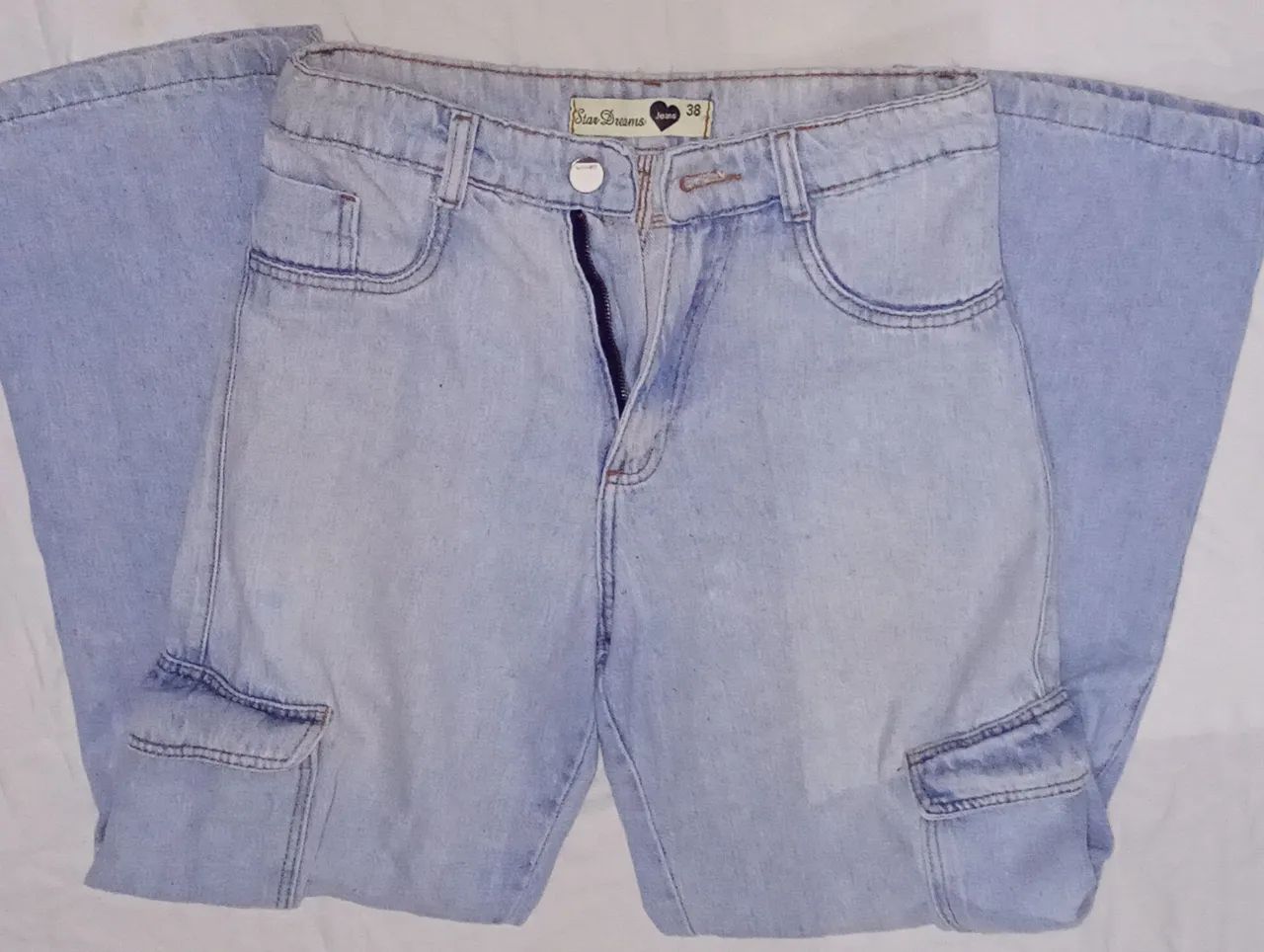 Calça jeans cargo(jeans alargado)