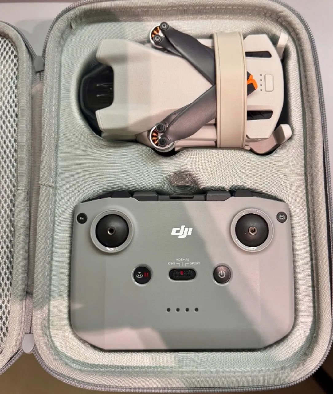 Drone DJI Mini 3 com controle RC-N1 (sem tela) - Foto 5