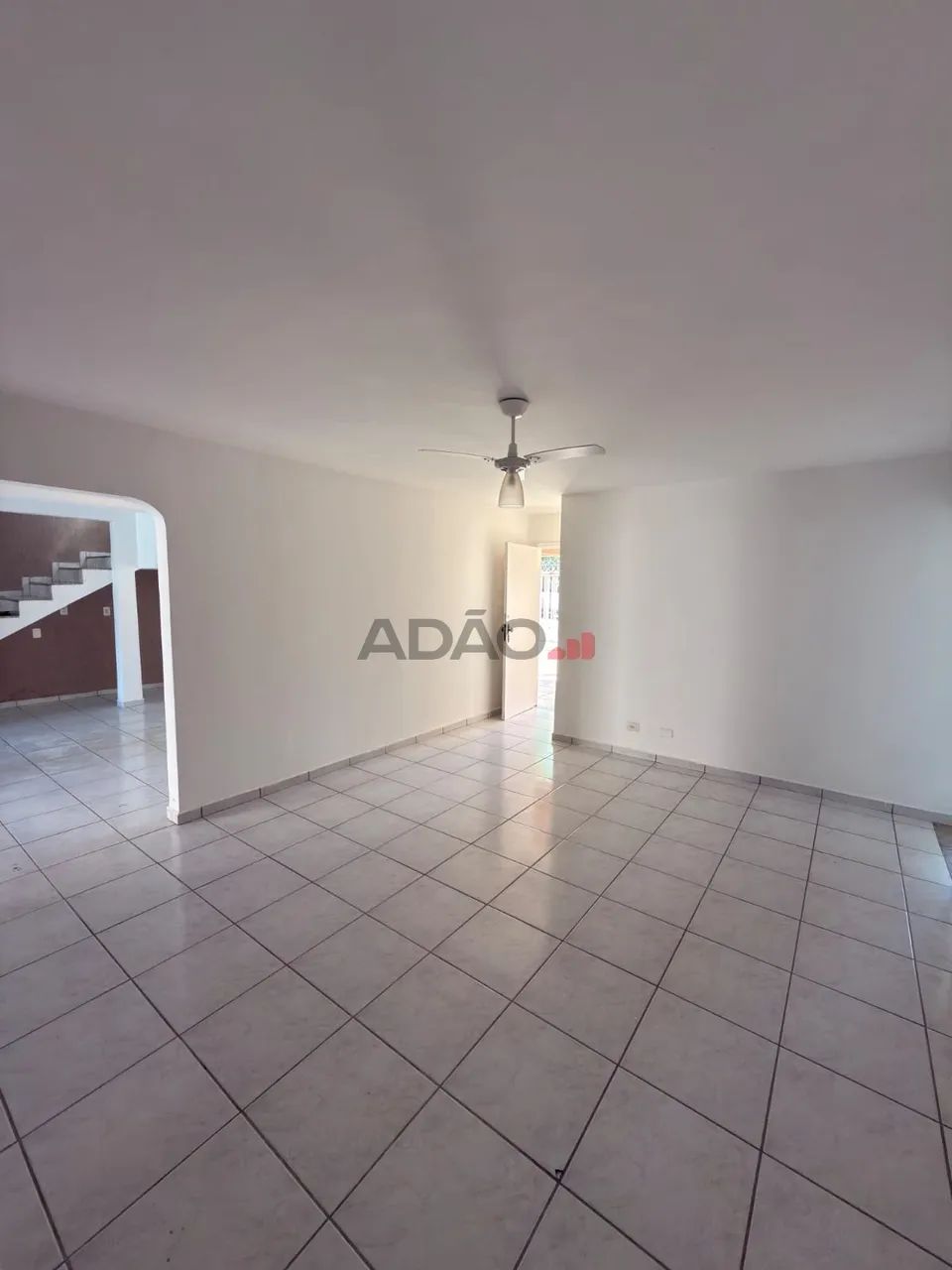 Casa 4 Quartos com Piscina no Parque das Laranjeiras - Foto 2