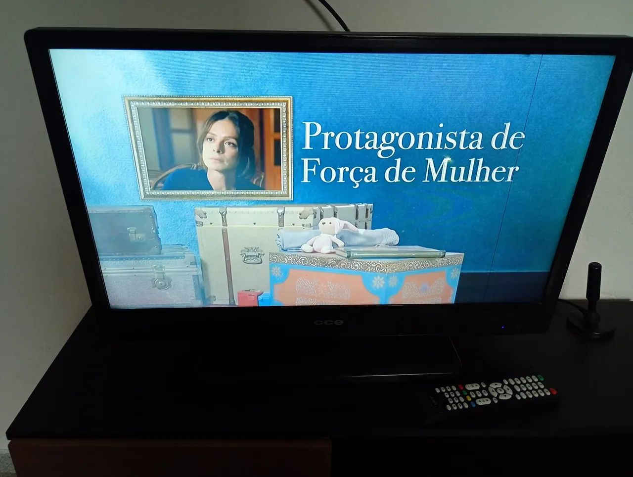 Tv CCE 32 polegadas  - Foto 4