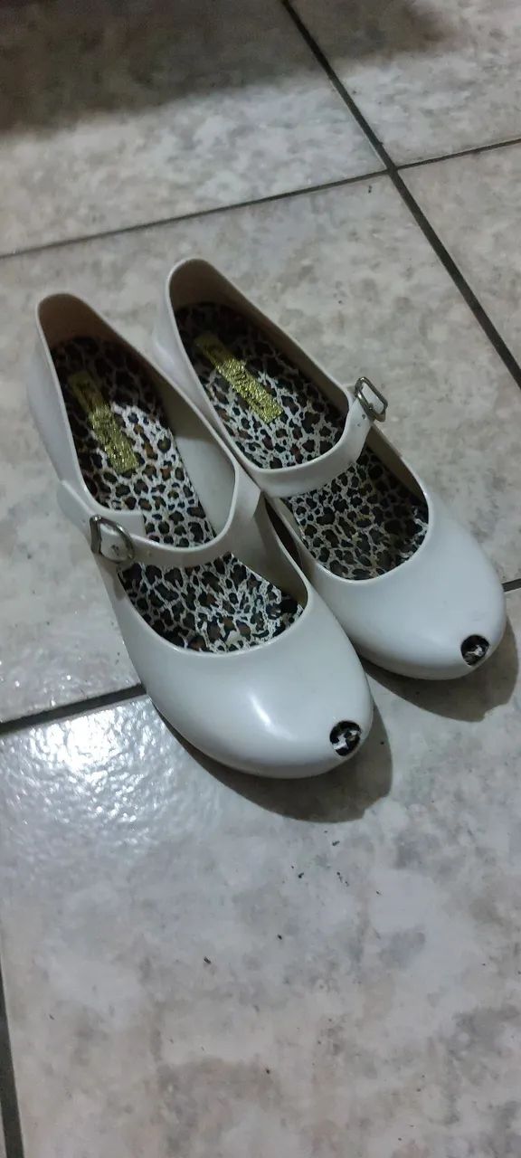 Sapato Branco Tamanho 37 - Foto 2