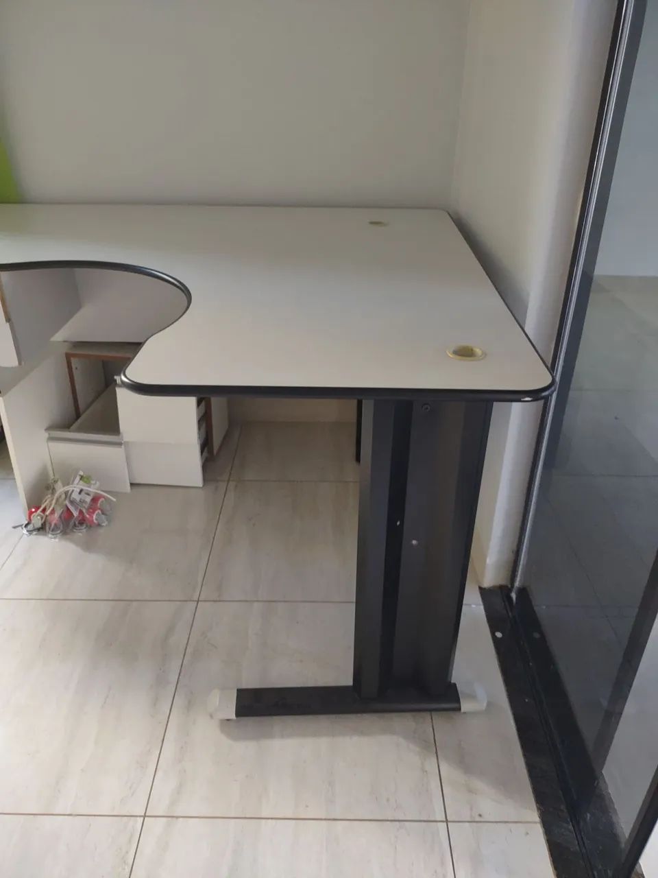 Mesa Escritório em L - Foto 2
