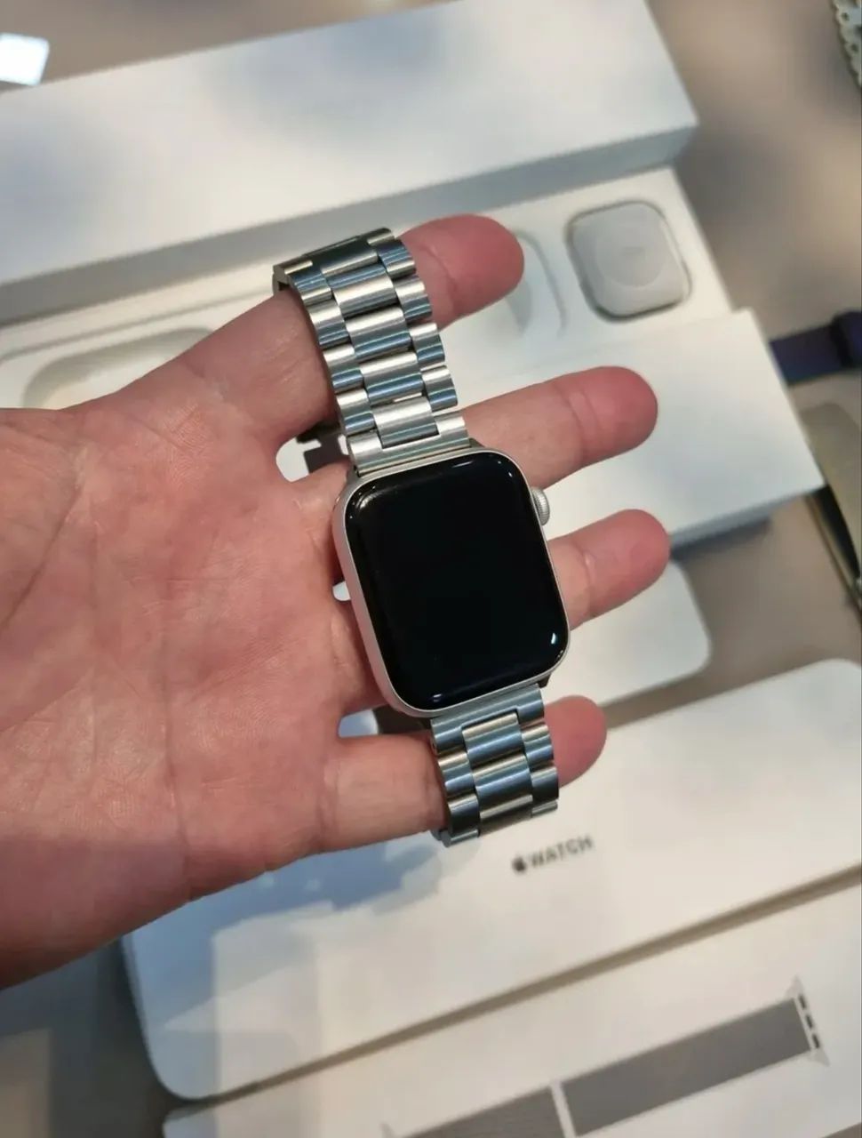Apple Watch Series 4  44mm シルバーアルミ Apple Watch serie 4 44mm - Celulares e Smartphones - Vila da Penha
