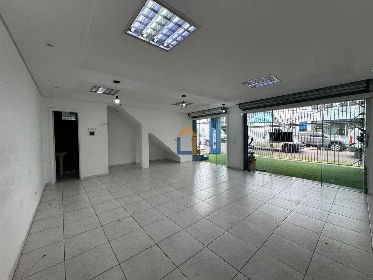 SALA COMERCIAL NO SITIO CERCADO ÓTIMA LOCALIZAÇÃO - Foto 5