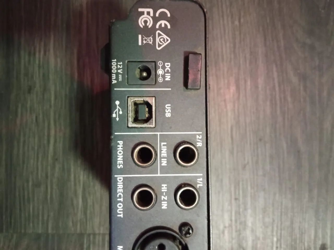 Pré-amplificador Valvulado e Interface USB - Behringer MIC 500 - Foto 4