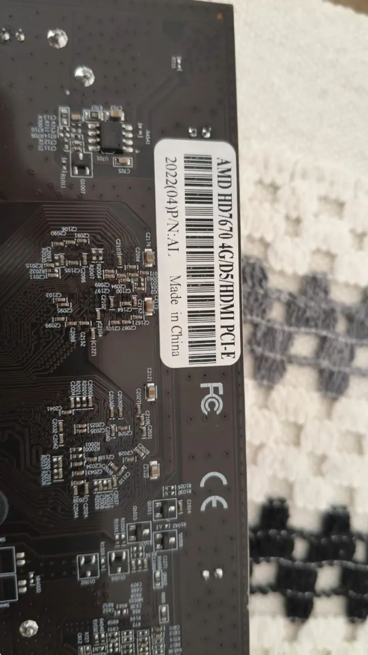Placa de Video AMD 4GB - Foto 2
