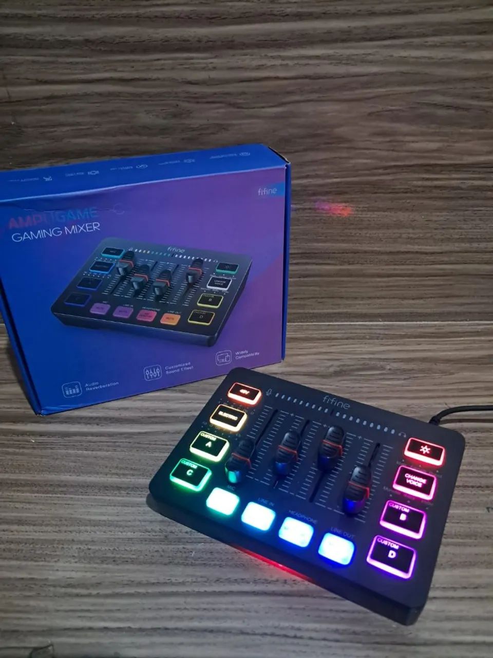 Promoção!!! Interface Mixer Áudio Fifine Ampligame SC3 - Foto 4