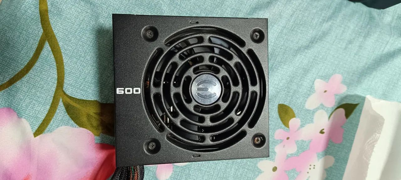 Fonte 600w bronze