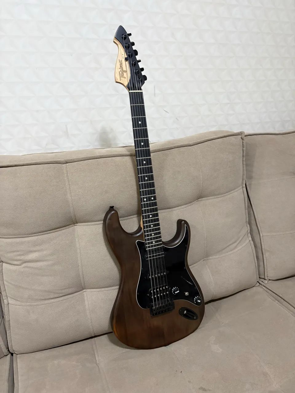Guitarra Tagima JA-3