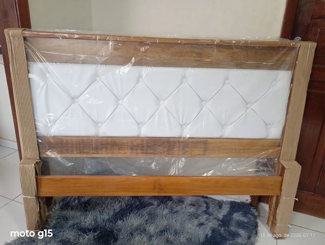Cama de casal pura madeira  - Foto 2