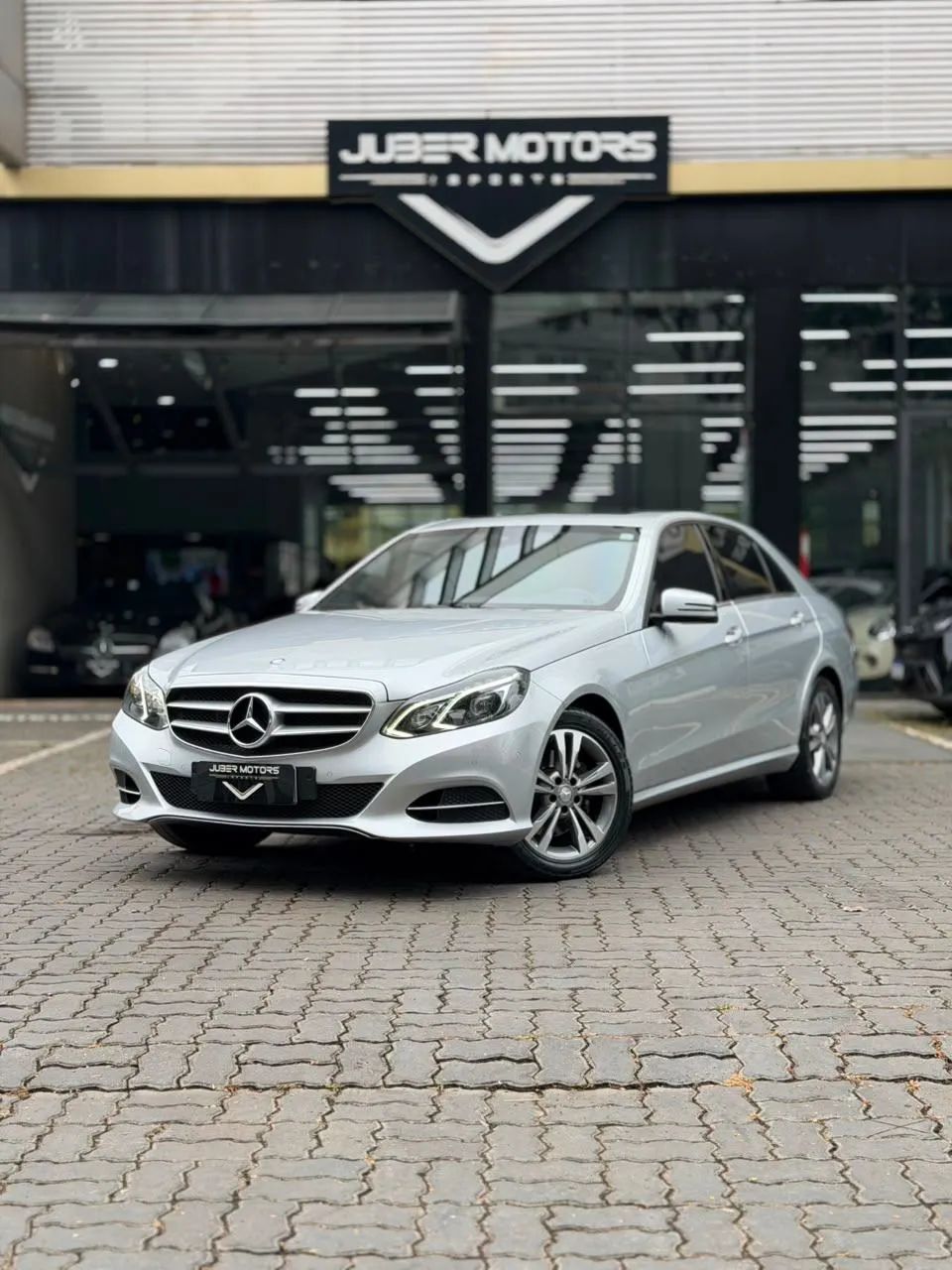 Mercedes-Benz E-250 CGI Avantgarde 2.0 TB 211cv Aut. 2014