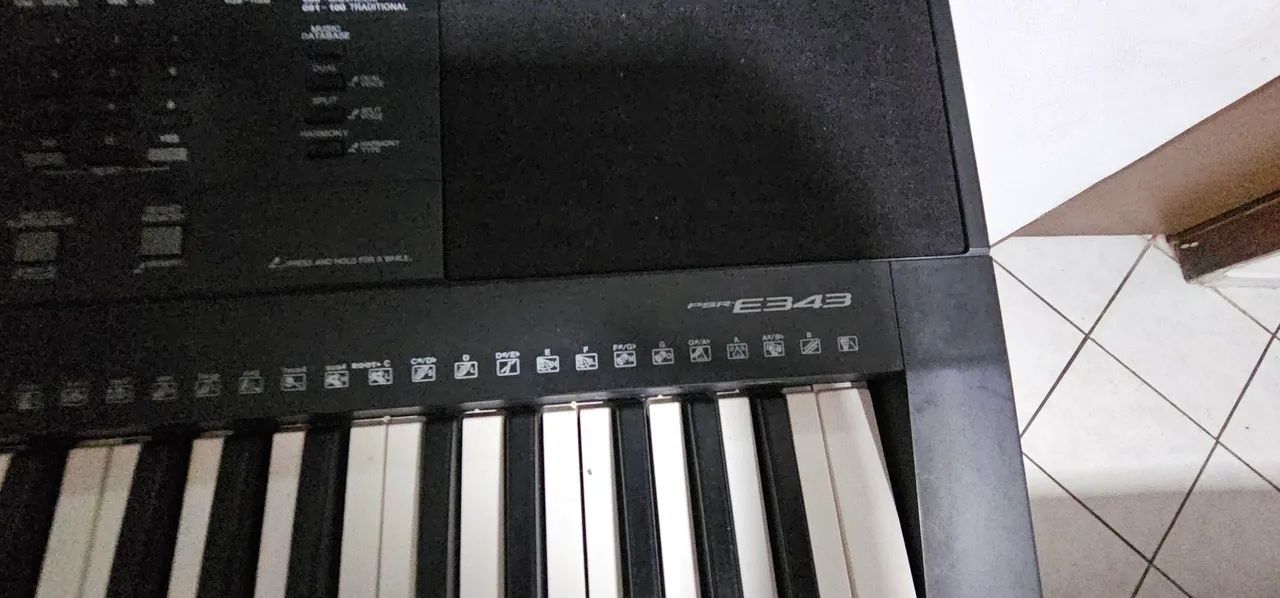 TECLADO ARRANJADOR PSR E343 - Foto 3