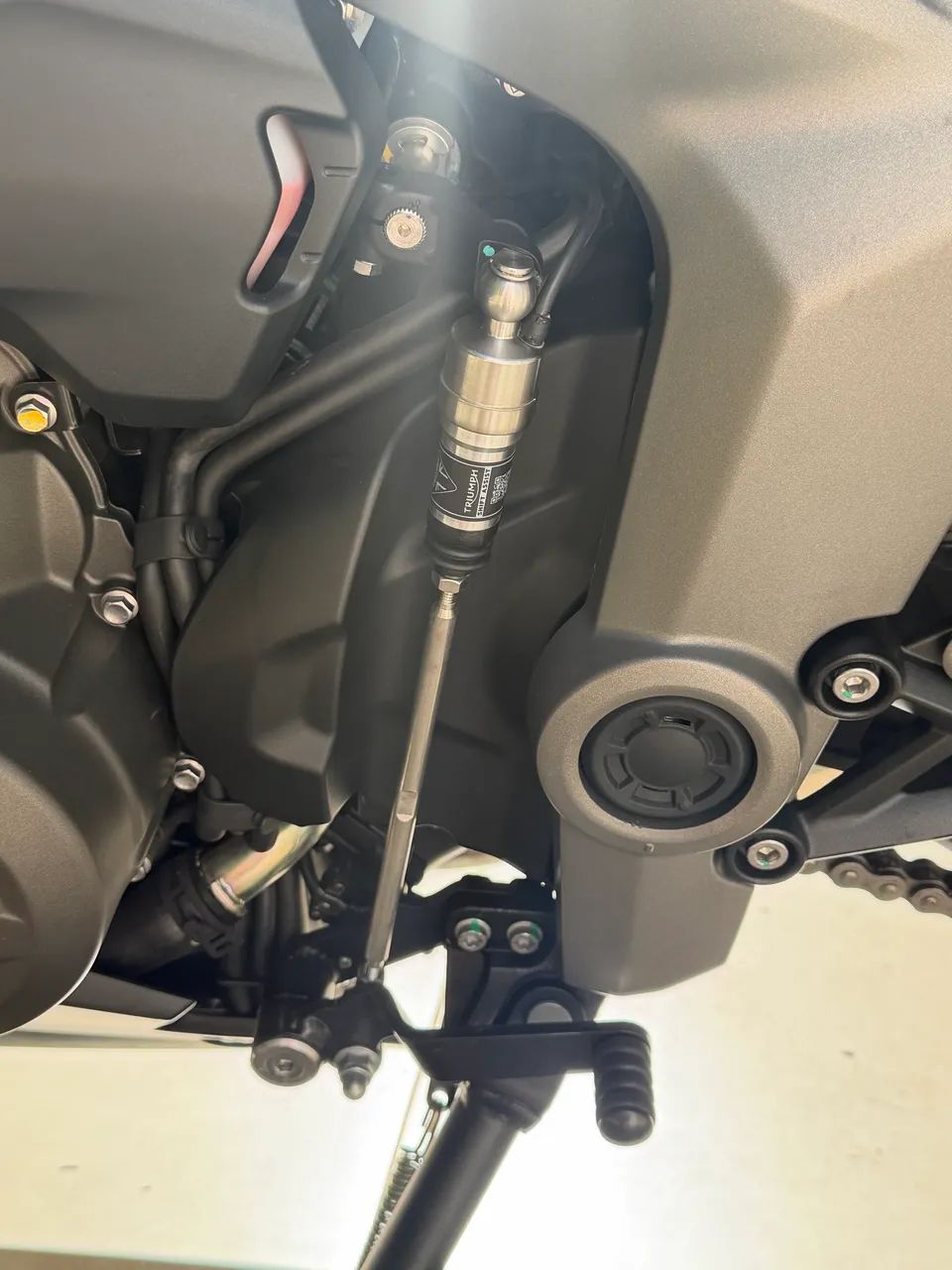 Triumph Daytona 660 - Foto 5