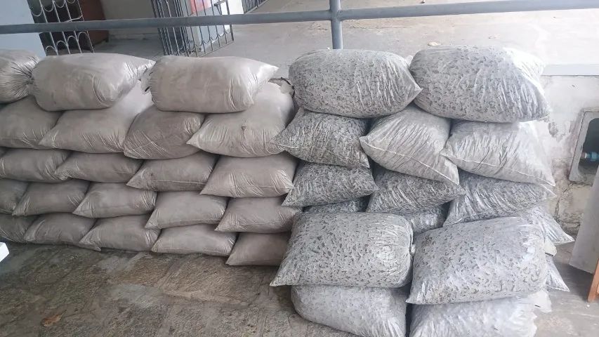 Sacos de Areia e Brita