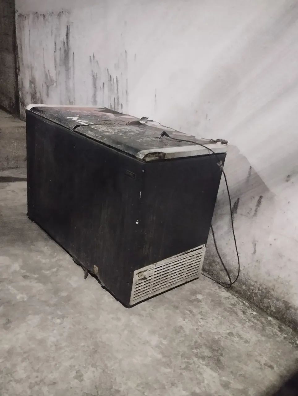 FREEZER DUAS PORTAS 