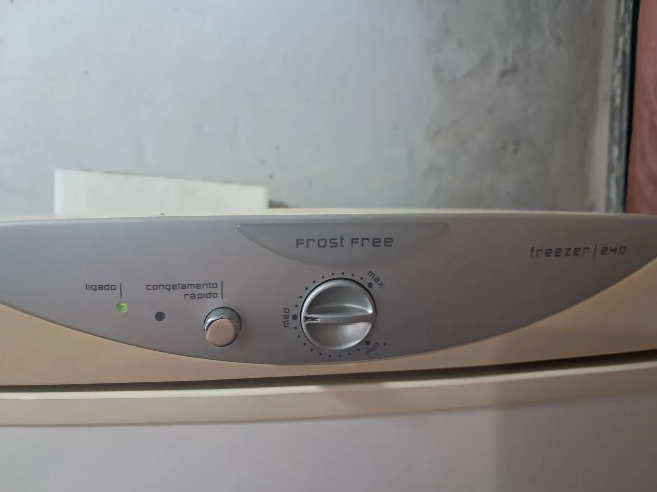 Freezer Brastemp frost free (não nesceita descongelar)Voltagem 220, funciona perfeitamente - Foto 5