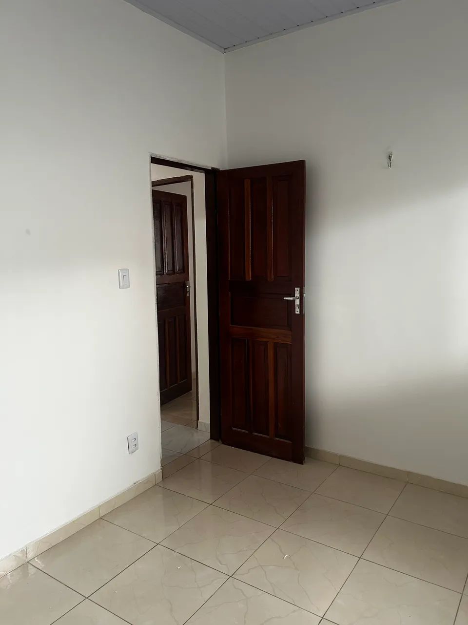 Alugo casa no bairro Cambará  - Foto 3