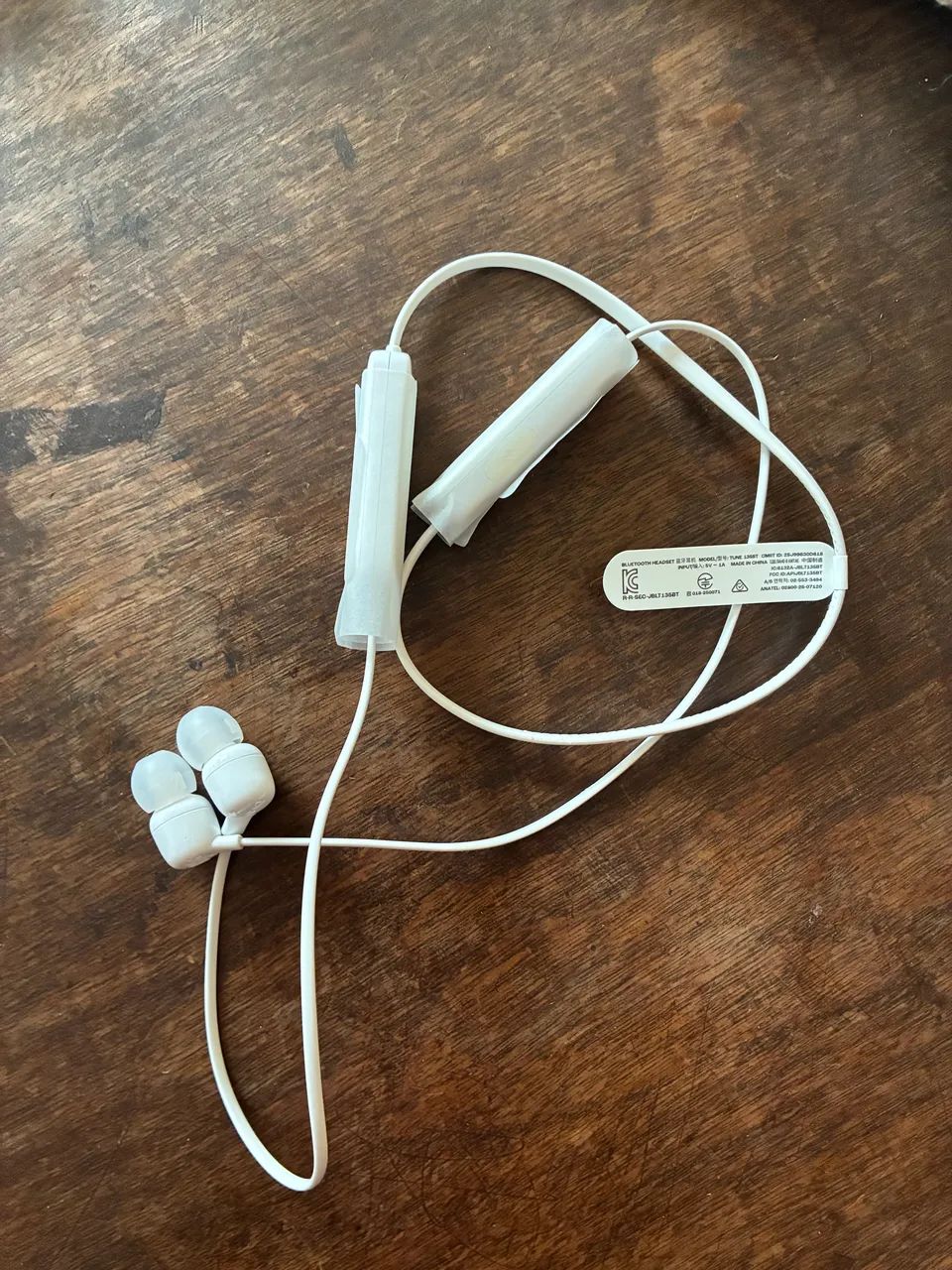 Fone Bluetooth JBL Tune 135 - Foto 5