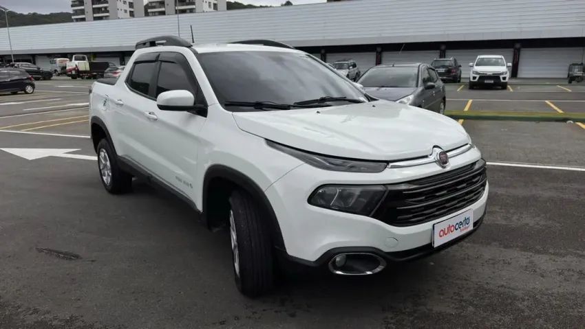 Fiat Toro Opening Edition 1.8 16V Flex Aut. 2017 - Foto 2