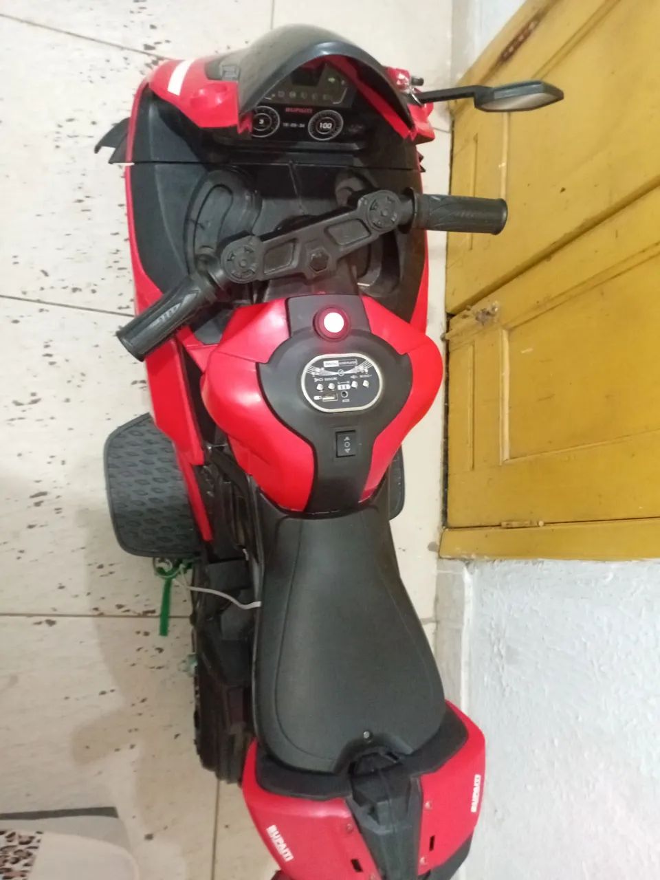 Moto eletrica vermelha - Foto 3