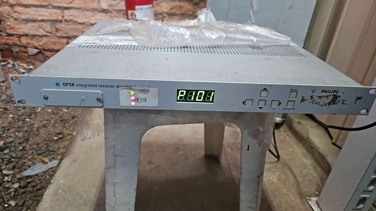 Philips QPSK integrated receiver decoder - Foto 5