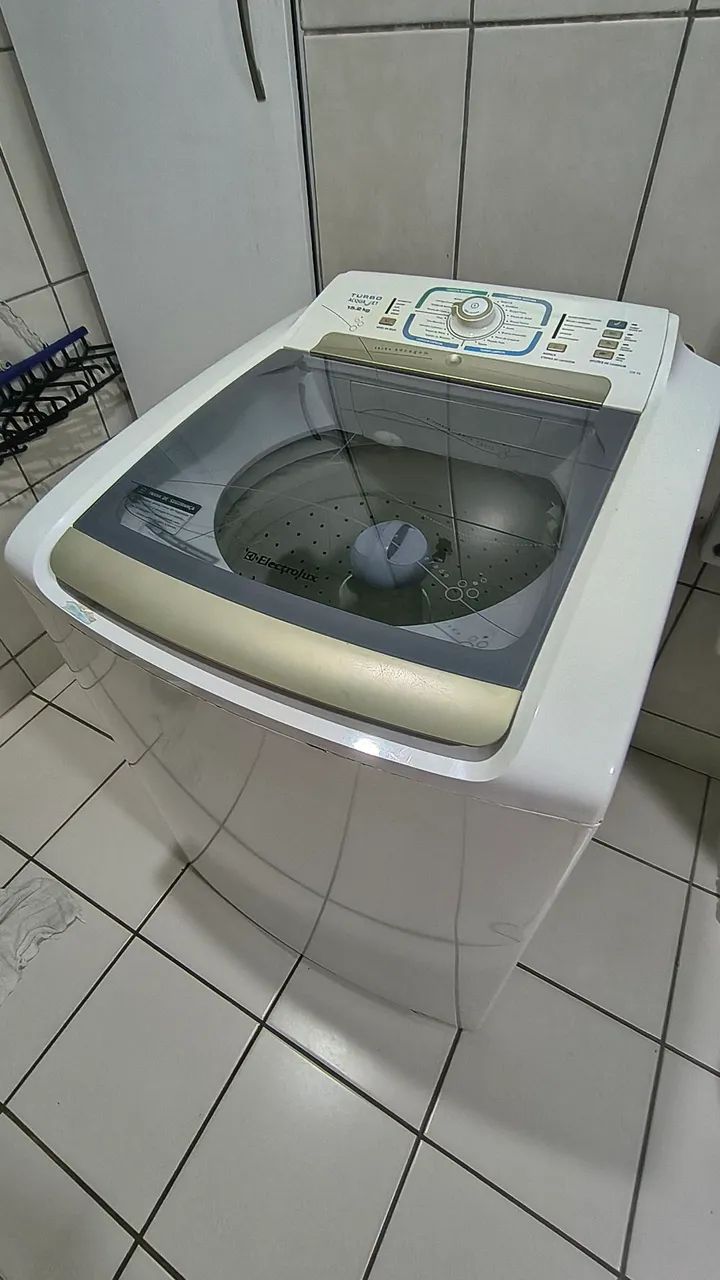 Máquina de lavar com defeito 