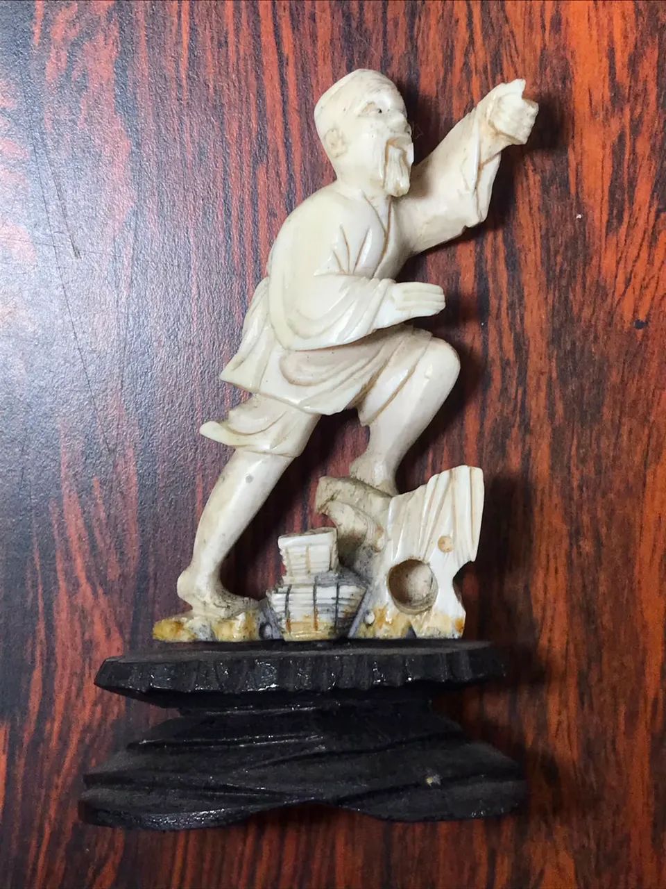 Antigas Estatuetas Orientais  - Foto 5