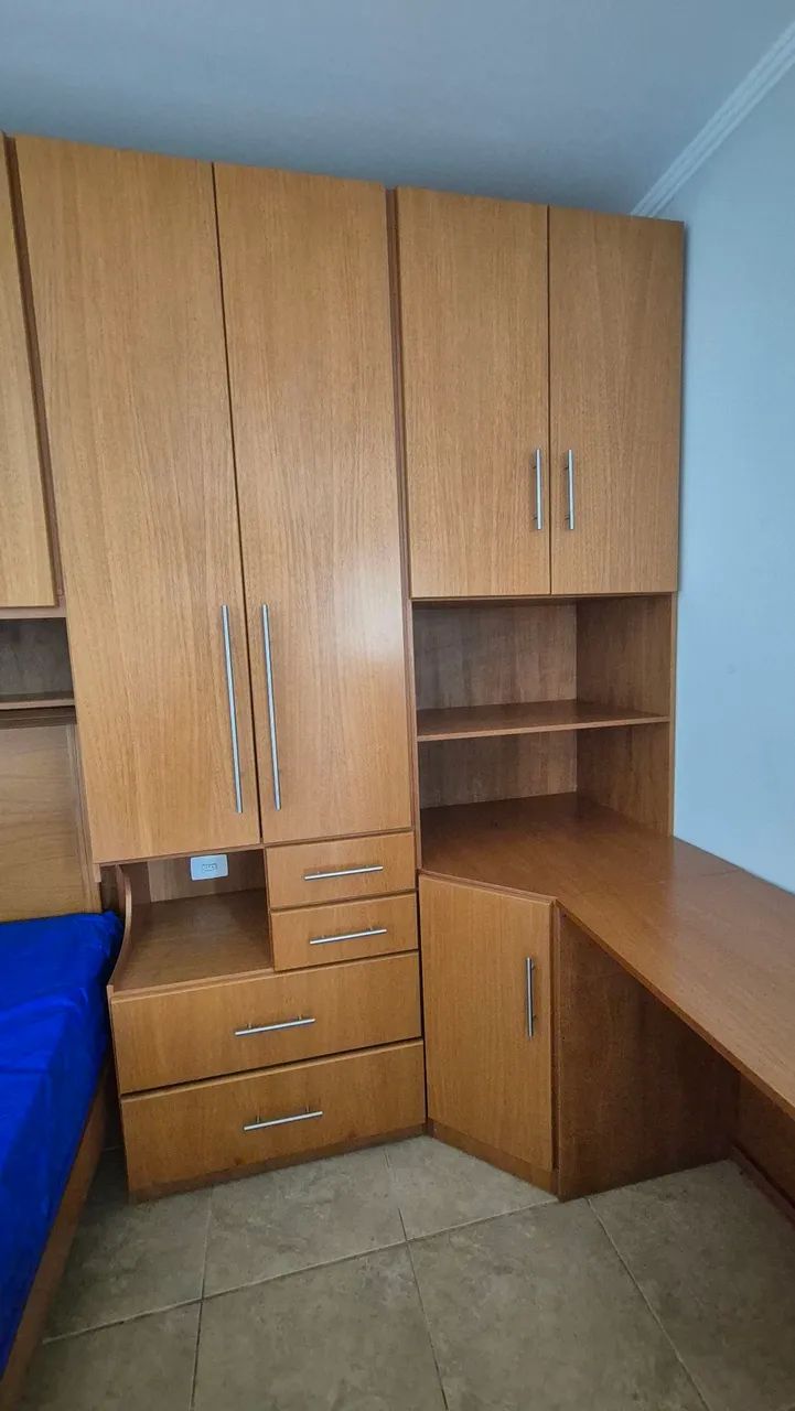 Guarda Roupa Madeira Maciça - Foto 2