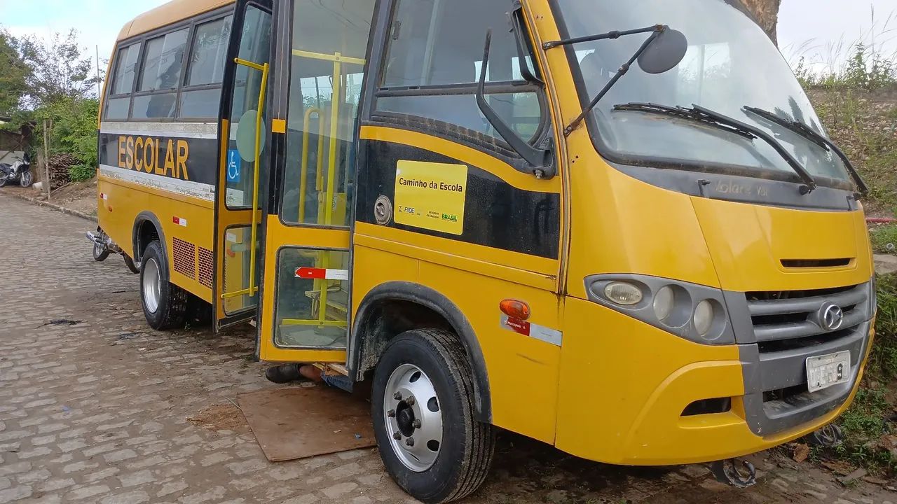 MICRO ÔNIBUS VOLARE V8 ESCOLAR  - Foto 2