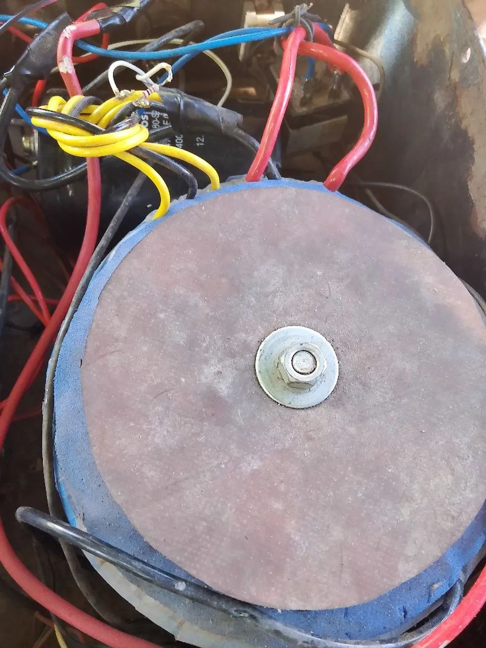 Vendo transformado toroidal 40 amperes 55+55