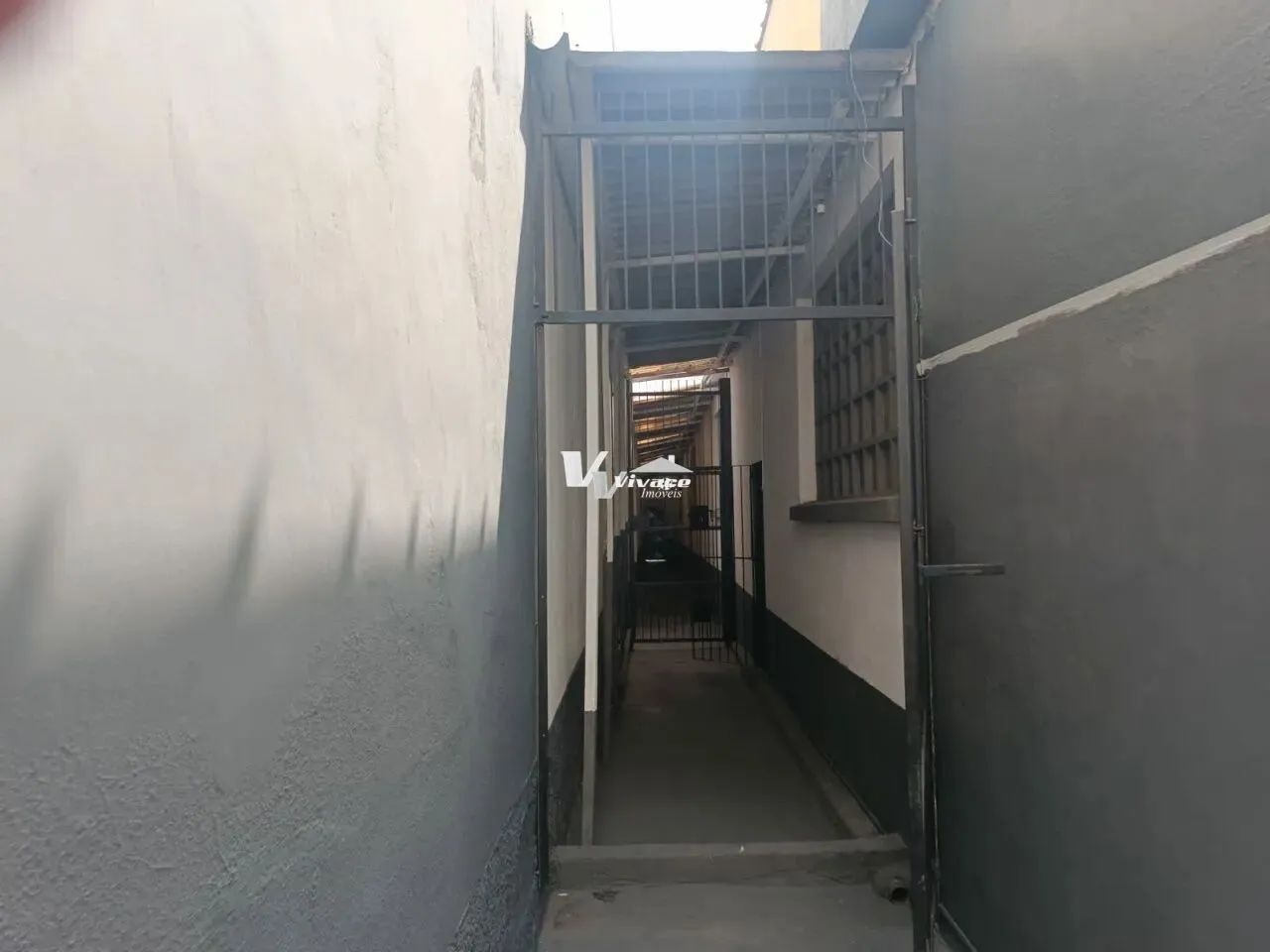 GALPÃO DISPONÍVEL PARA LOCAÇÃO NA VILA GUILHERME COM 480M² DE ÁREA CONSTRUÍDA E 4,10M² DE  - Foto 8