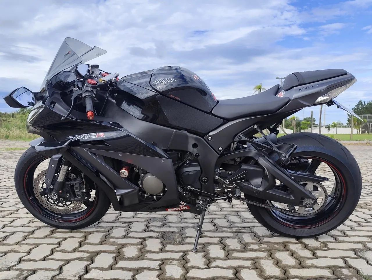 Kawasaki Zx-10/ Zx-10r 1000cc 2012 - 1497568644 | OLX