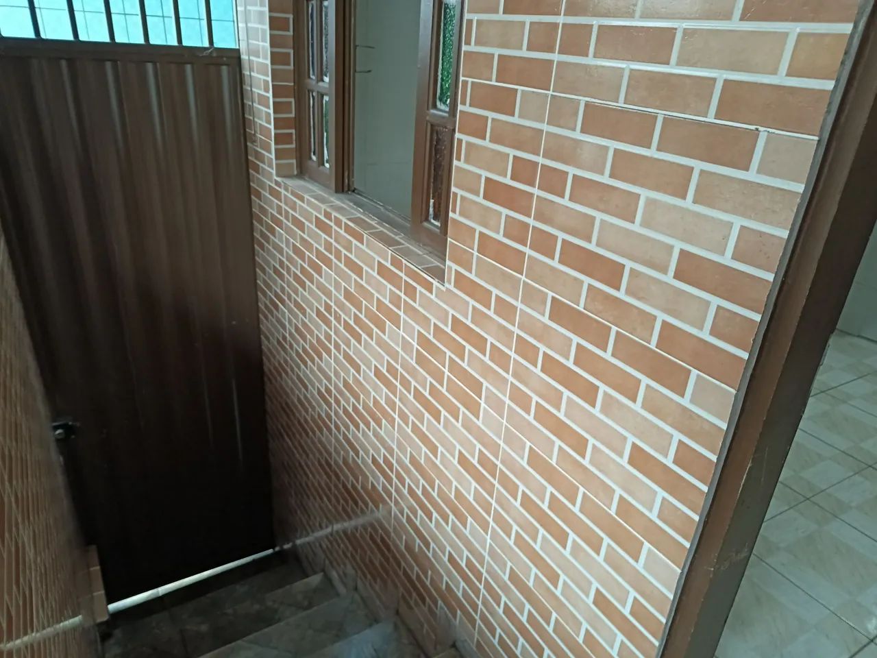 VENDO PONTO COMERCIAL COM 2 SALAS - Foto 2