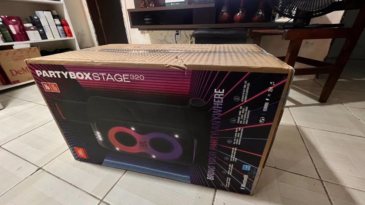PARTYBOX 320 JBL - NOVA LACRADA *** - Foto 2