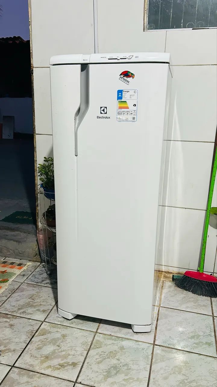 Geladeira 1 ano de uso