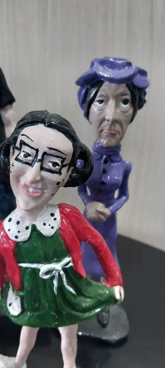 Bonecos Resina Turma do Chaves - Foto 4