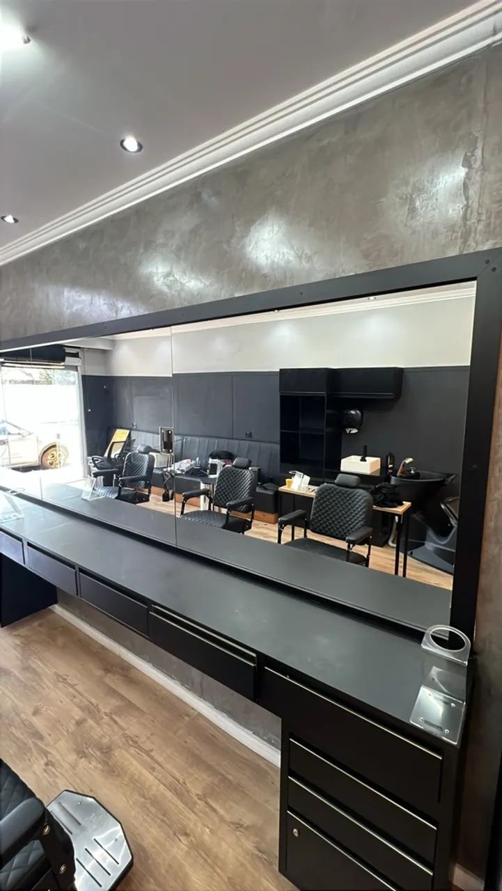 Vendo bancada barbearia (não vai espelho) - Foto 2