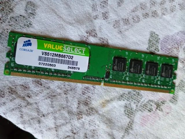 Memória RAM Corsair Value Select 512MB DDR2 667MHz