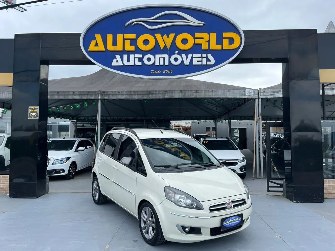 Fiat Idea Essence 1.6 Flex 16V 5P 2016