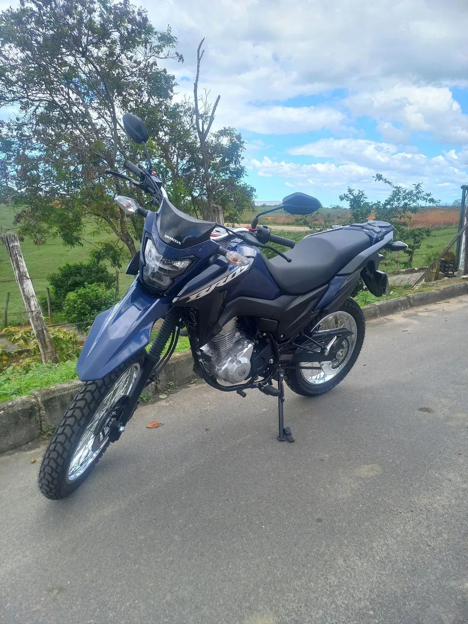 Honda Bros 160 CBS